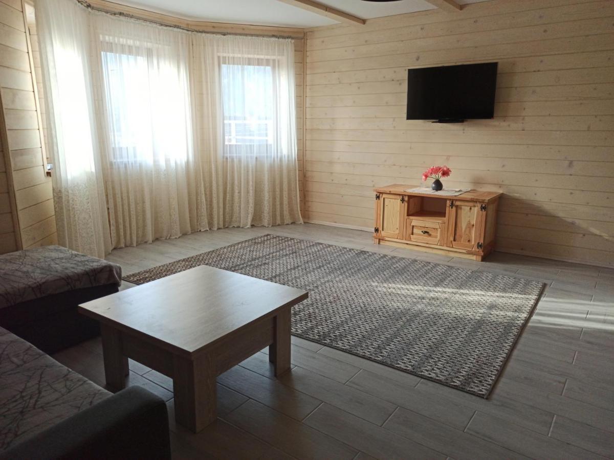 Brand New 2020 Specious Apartment Druzi 2 Palyanytsya Extérieur photo